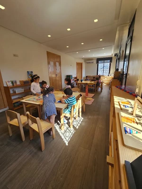 Mon Univers By Montessori - Crèche & Maternelle